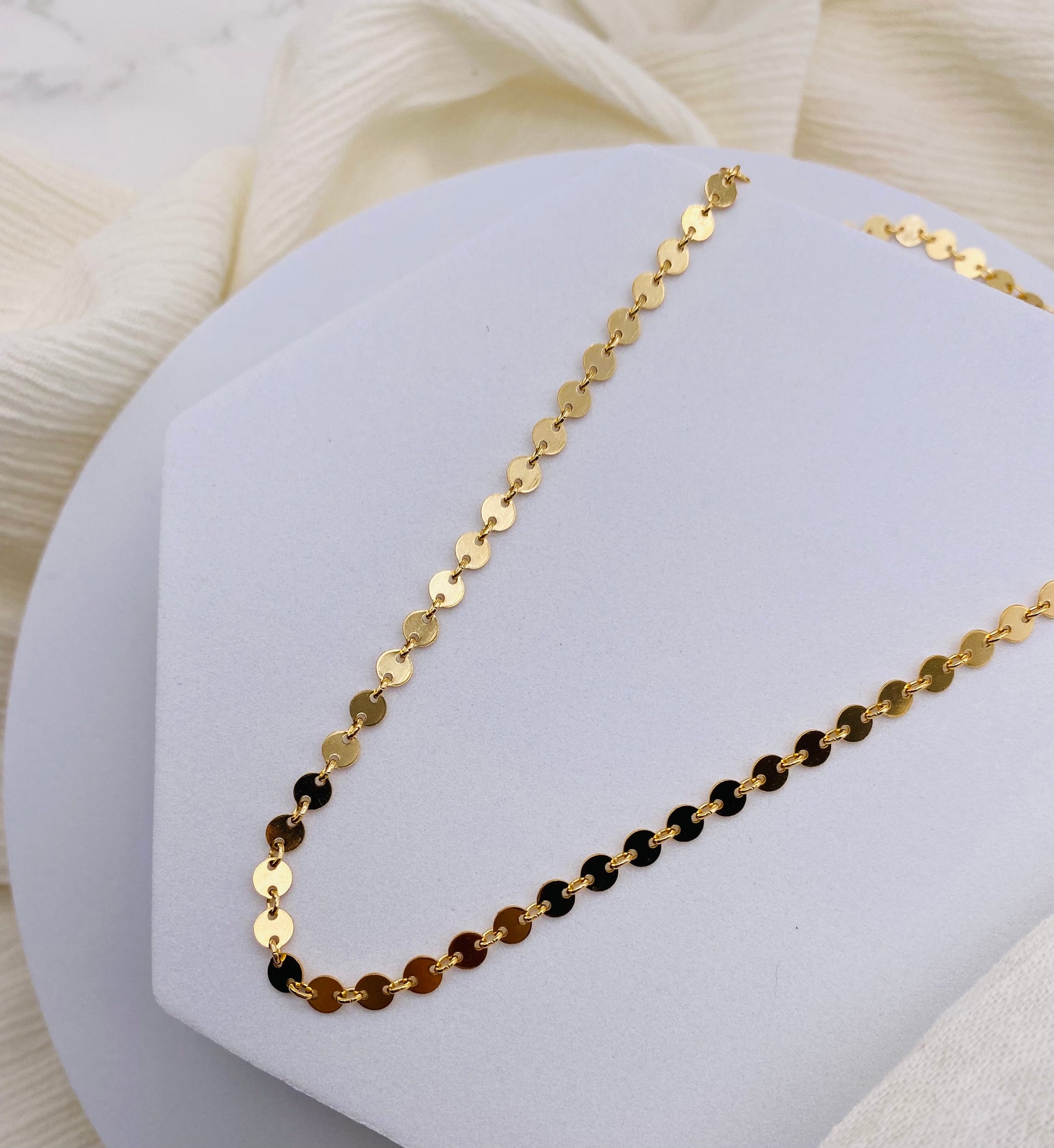 Dot Necklace